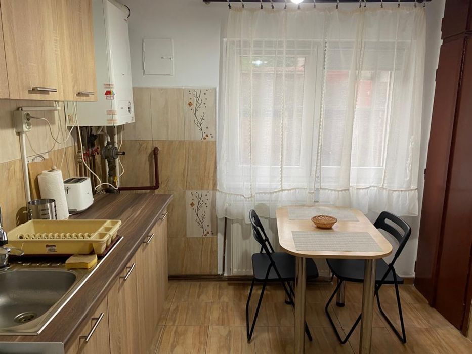 Inchiriez apt. 1 camera,str. Nasaud, Cluj-Napoca,  330 eur