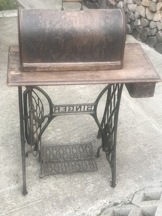 Шевна машина Сингер