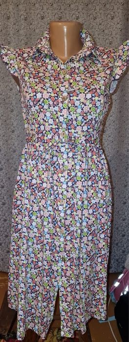 Продаются шикарные платья.