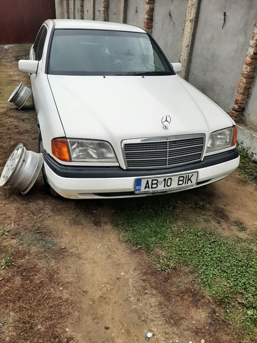 Mercedez de vânzare