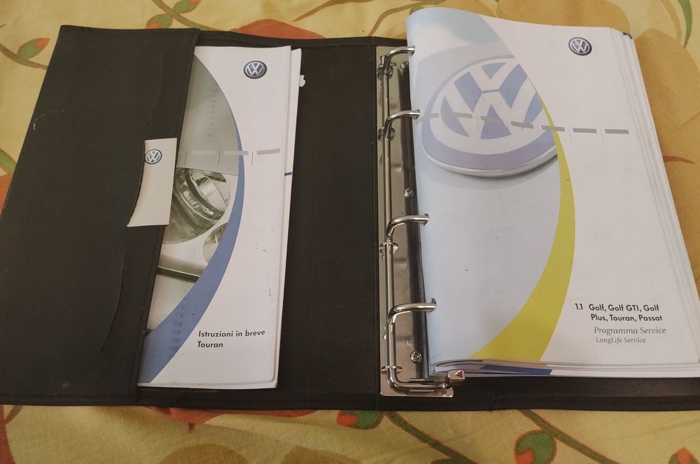 VW Tauran 2.0 tdi  2005г.