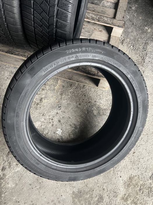 2 anvelope iarna 225/45/17 , Continental , RunFlat , 5.5 mm