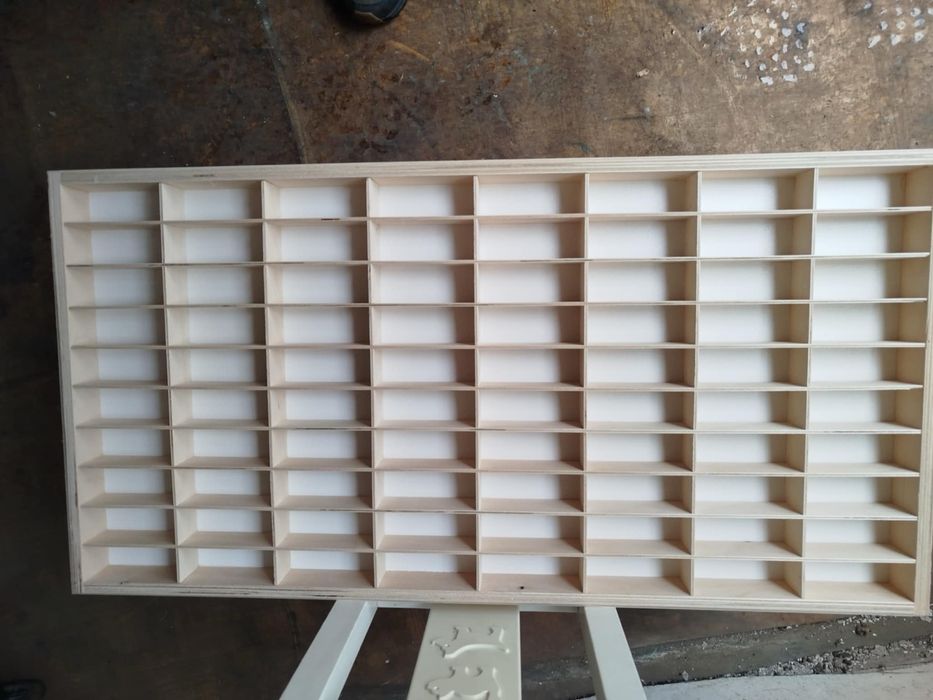 Дървен рафт за коли, етажерка за колички, 80 отделения, KRUZZEL 20233