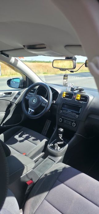 Volkswagen Golf 6 Style 1.6 TDI – 105 CP – 2011