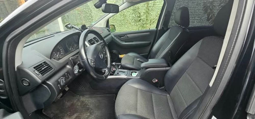 Mercedes A Class 180 automat 2011