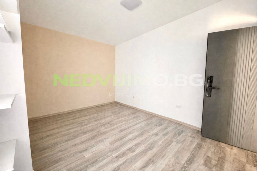 Тристаен апартамент под наем в Пчелина