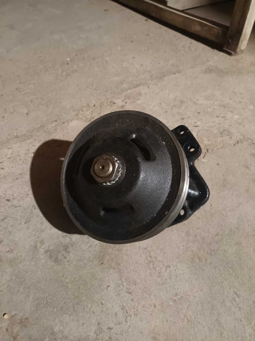 Водна помпа за Шкода Мадара