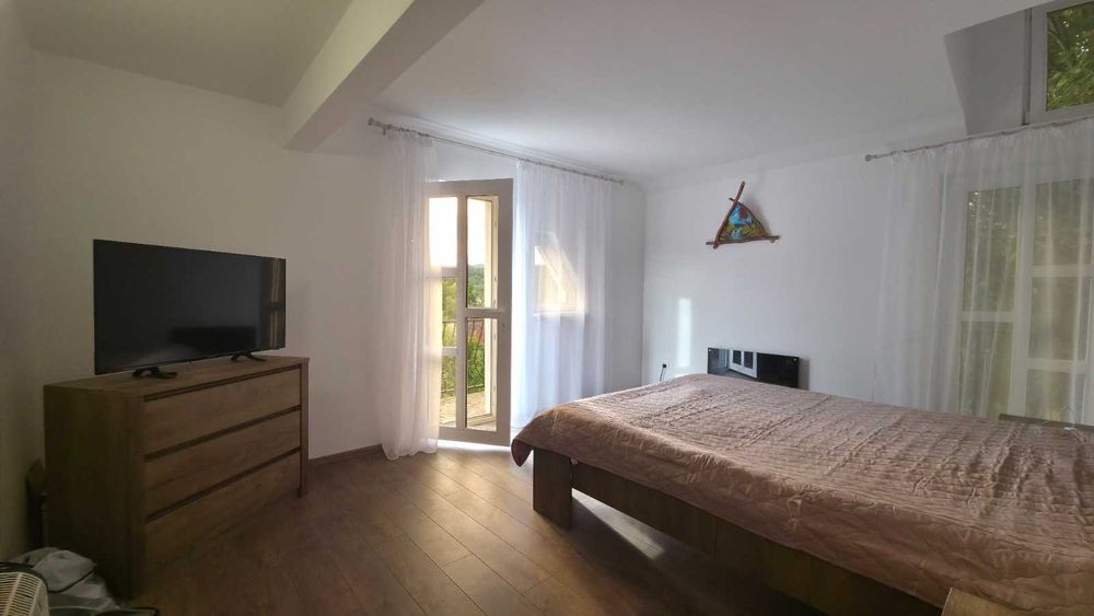 Casa de vacanta/locuinta permanenta direct proprietar linga Pucioasa