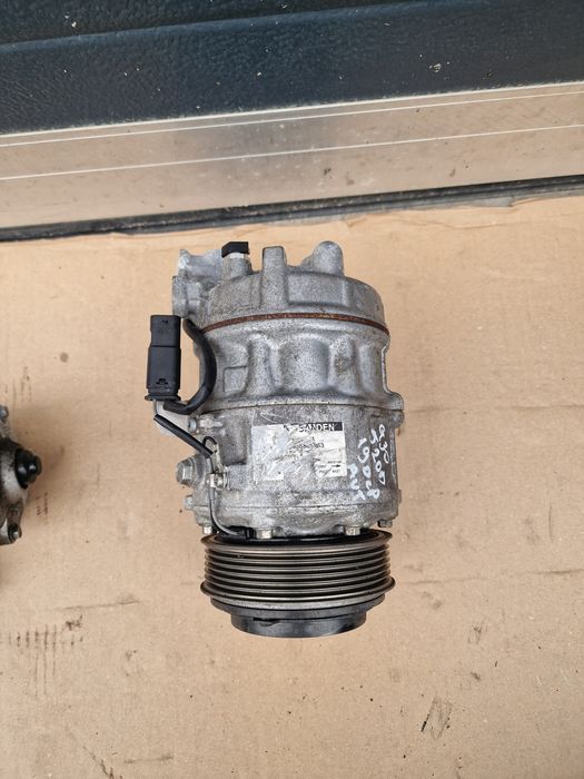Compresor ac clima bmw g20 g21 g22 g26 g30 g31 g01 g02 g11 g12 b47