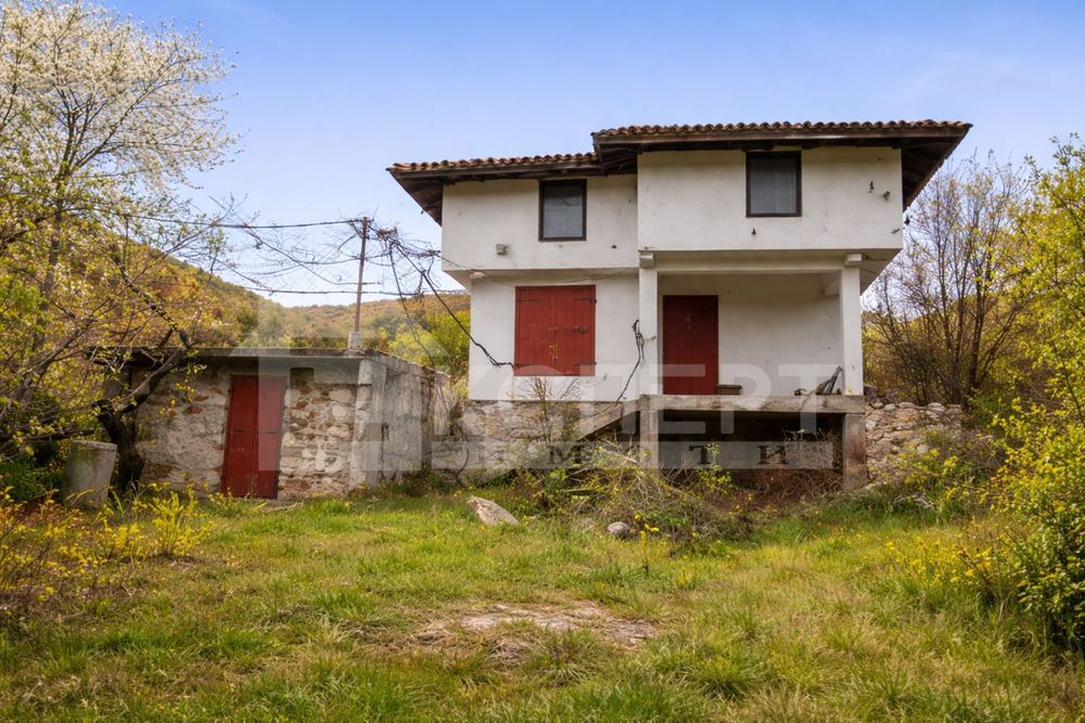 Продава се Къща в с. Бяга, Област Пазарджик - 92 кв.м за 388 €/кв.м - Снимка #1