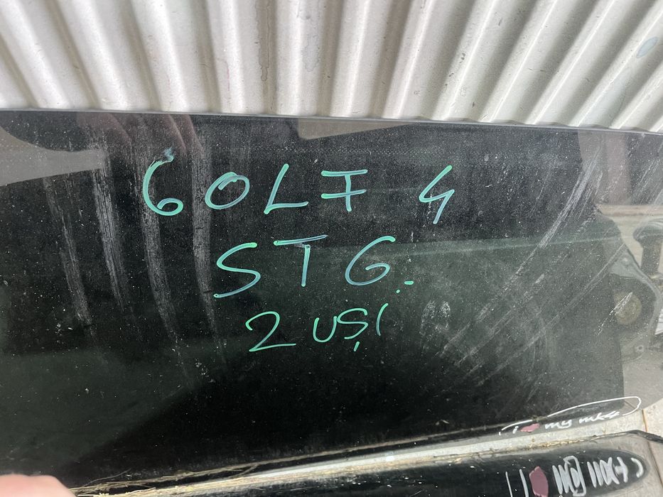 Geam spate golf 4 in 2 usi stanga dreapta