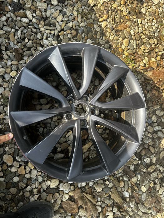 Jantă tesla model 3.cod:1044227-00-D.