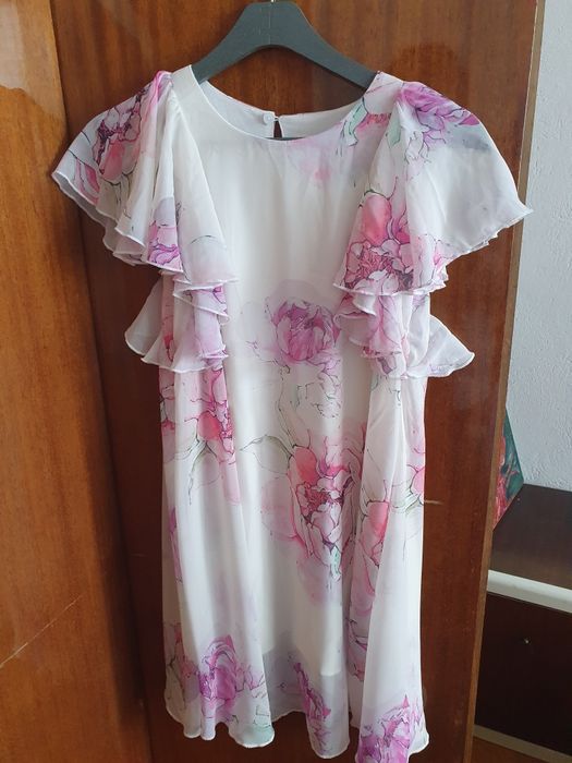 Дрешки за момиче