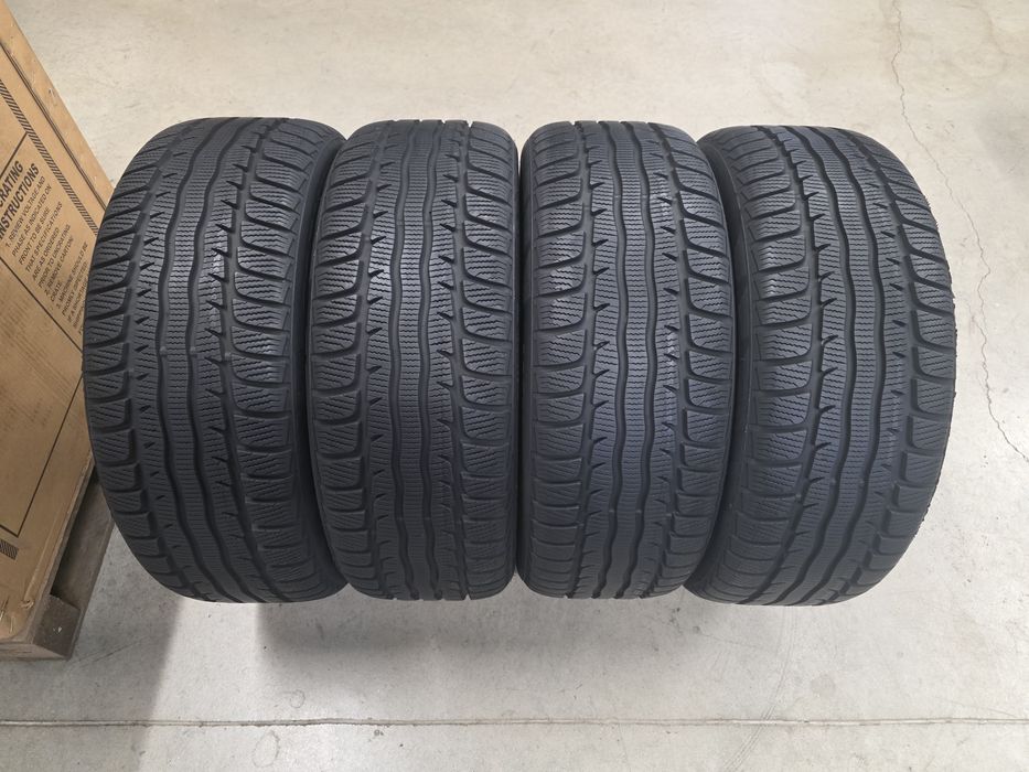 225/55/17 4бр.FORMULA WINTER-Неразличими от НОВИ-Made in ITALY