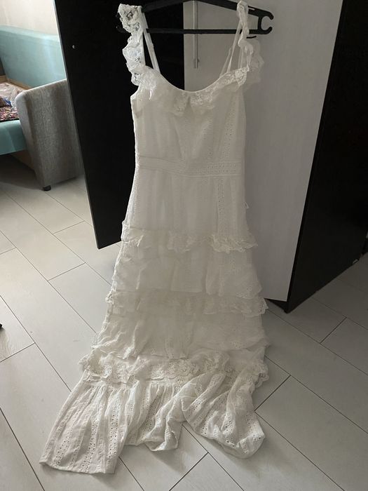 Новое кружевное платье VERO MODA