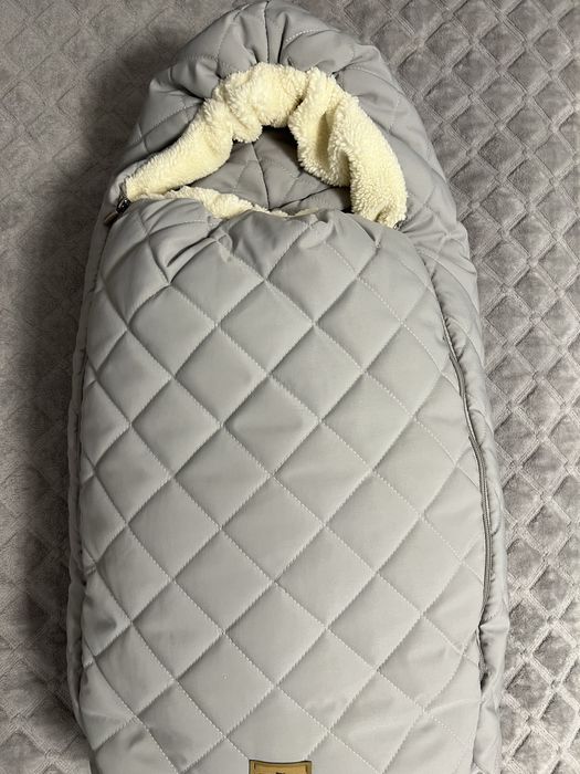 Продам конверт на выписку