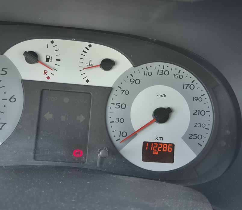 Vând Renault Symbol 1.5 dCi, an fabricație 2007, în stare tehnică foarte bună