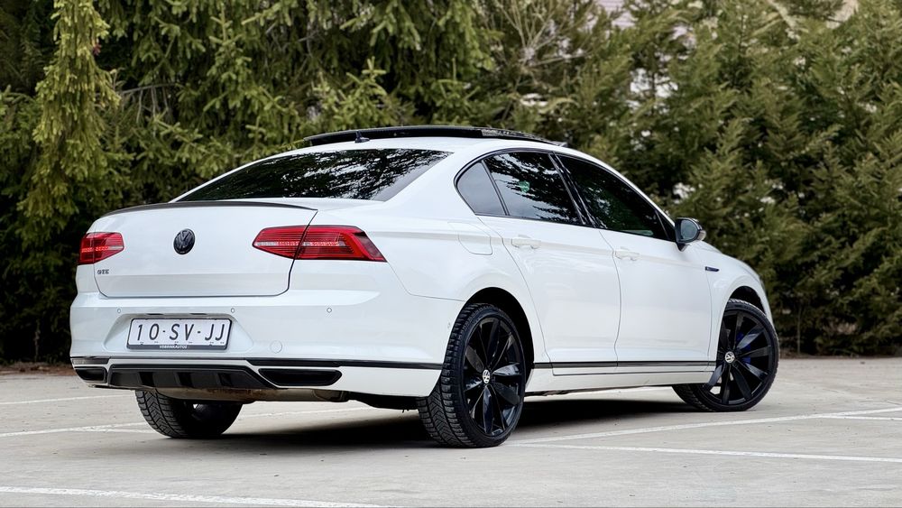 Volkswagen Passat//B8//GTE//AN 2016//Plug-in Hybrid PANORAMIC