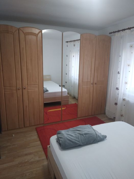 Apartament de închiriat