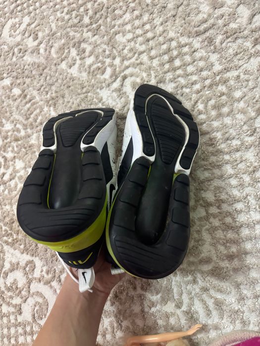 Trainers/adidasi  dama originali