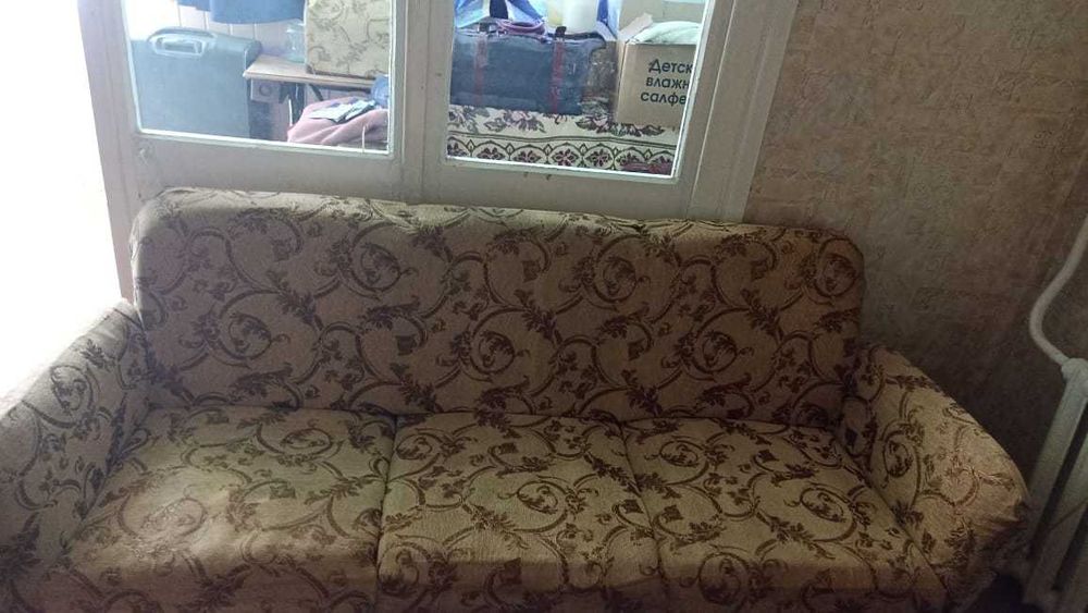 Продаются два дивана (не раскладные)