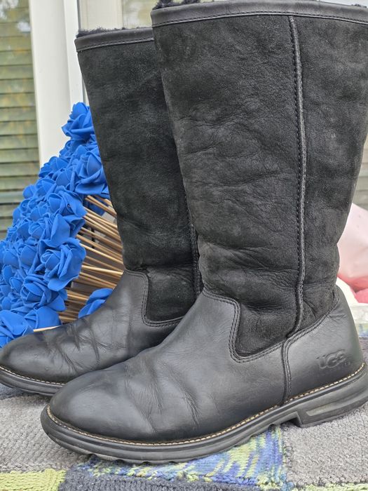 UGG ботуши естествена кожа N40