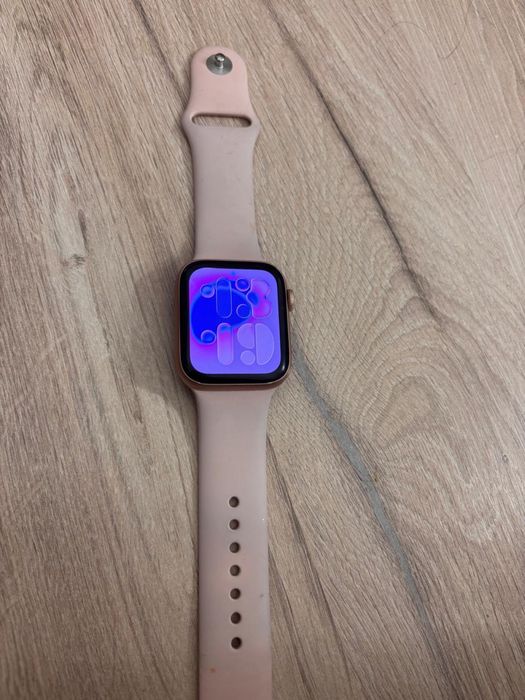 Apple watch 6 батарейка 88%