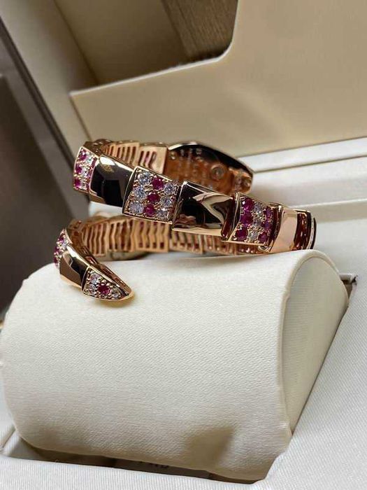 Кварцов дамски часовник Bvlgari Serpenti Jewelry