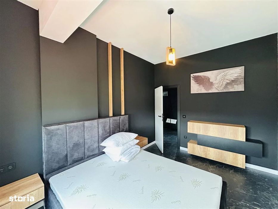 Apartament de închiriat, 3 camere, terasă, loc de parcare
