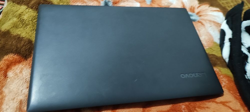 Lenovo novutbok sotiladi