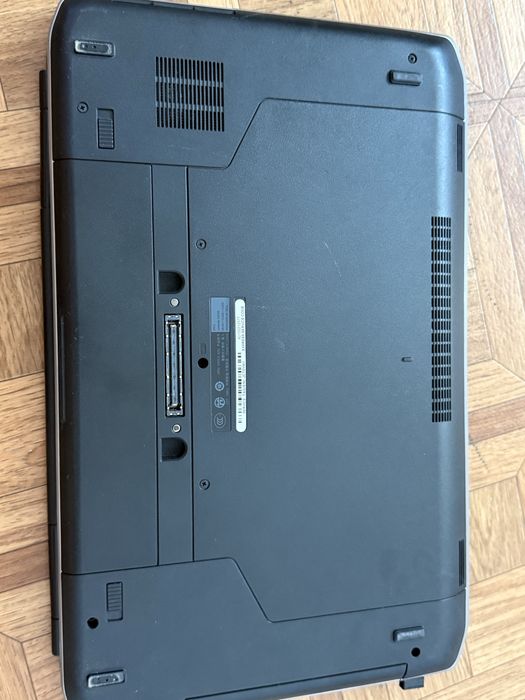 Ноутбук 15.6" Dell Latitude E5530