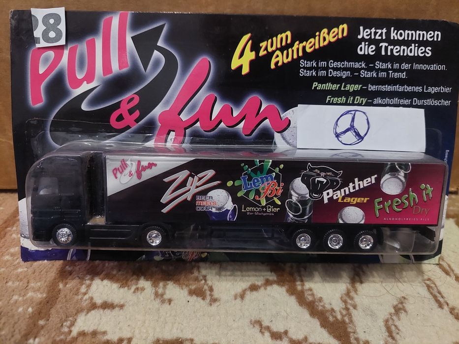 Нови метални камиончета