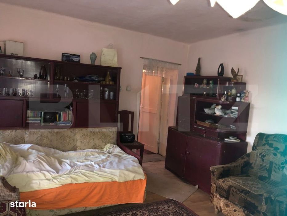 Teren cu casa batraneasca, 2000 mp, comuna Pomi