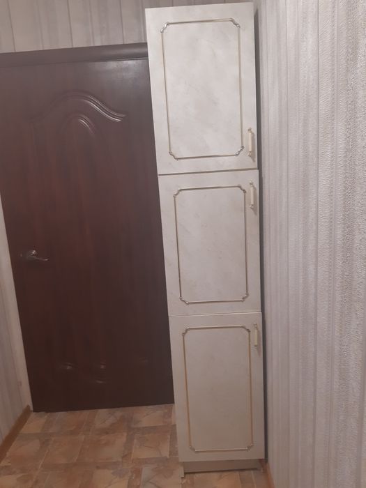 Продам кухонный пенал