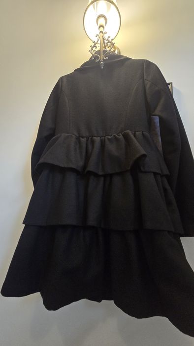 Palton negru, elegant, croi deosebit