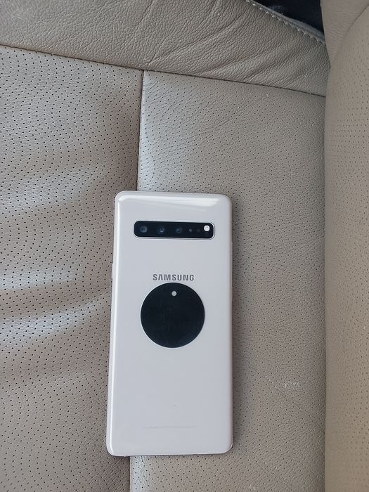 Samsung S10 б/у в рабочем состояние