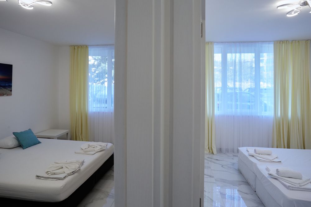 Дава се под наем Тристаен апартамент в с. Равда, Област Бургас - 130 кв.м за 2295 € - Снимка #5