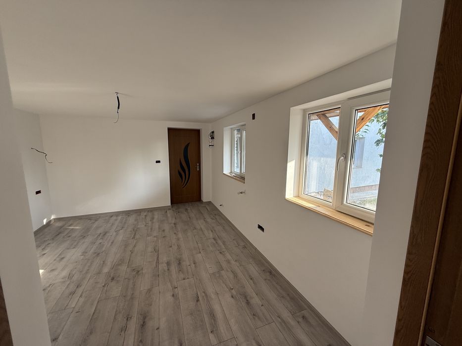 Amenajari interioare/exterioare