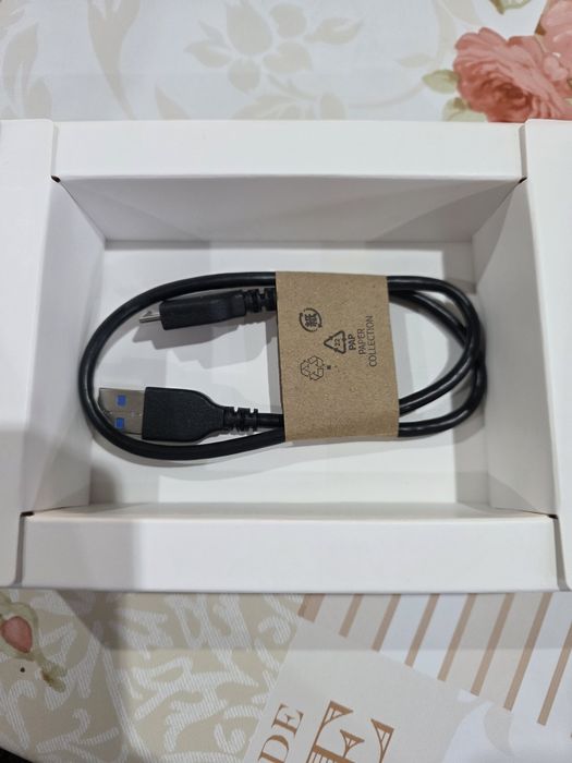 Преносим външен твърд диск Toshiba Canvio Basics с капацитет 2 TB