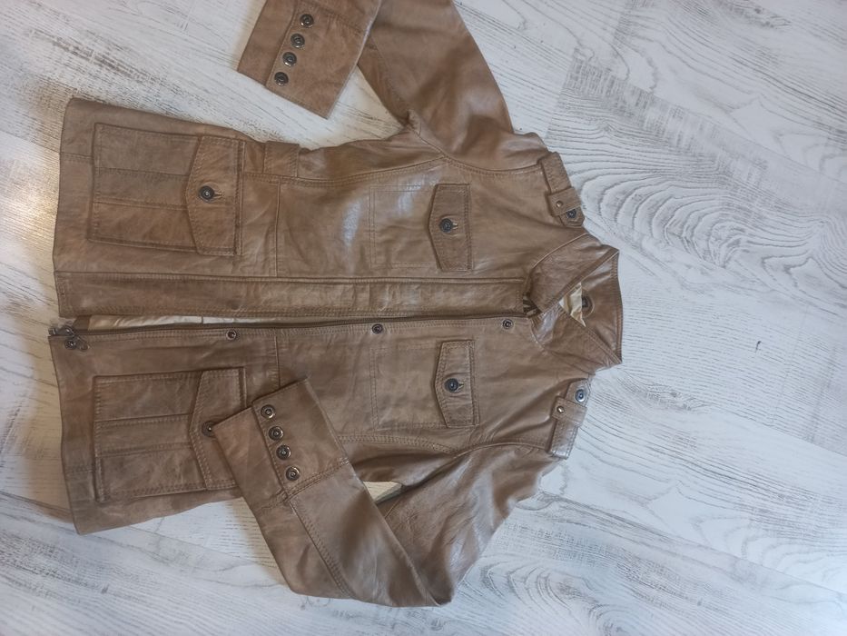 Дамско кожено яке