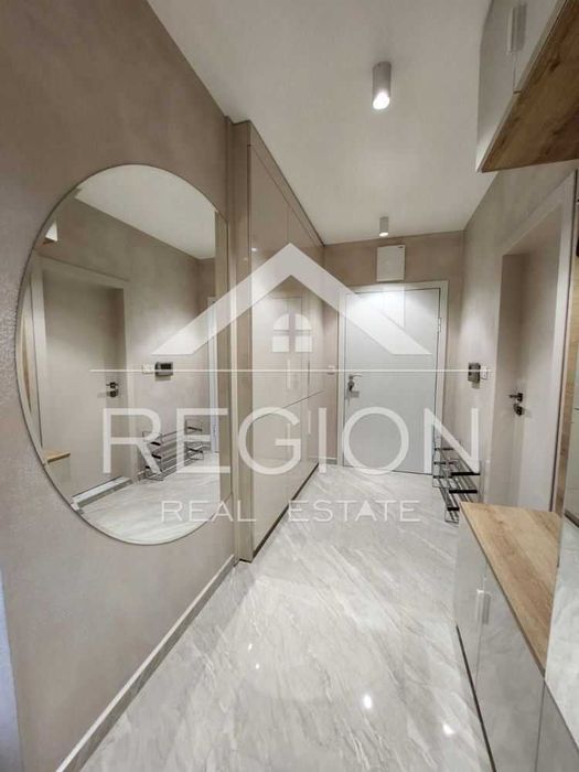 Дава се под наем Тристаен апартамент в Варна, Бриз - 93 кв.м за 2000 € - Снимка #16