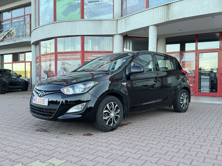 HYUNDAI i20 2015 — imagine 2