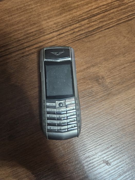 Vertu Acsent продам