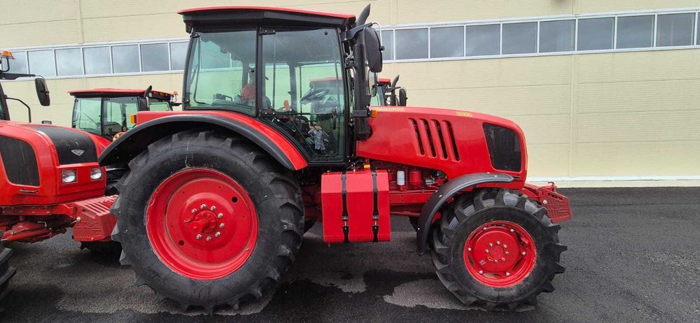 Трактор Беларус 2022