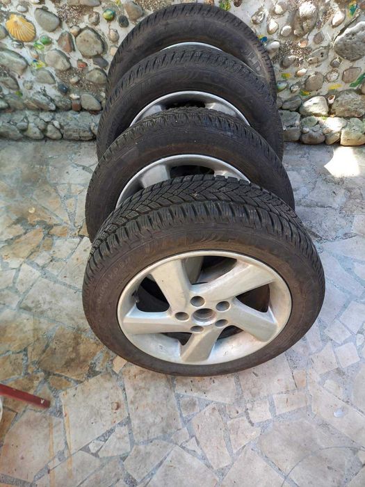 Зимни гуми с джанти 16" за Mazda