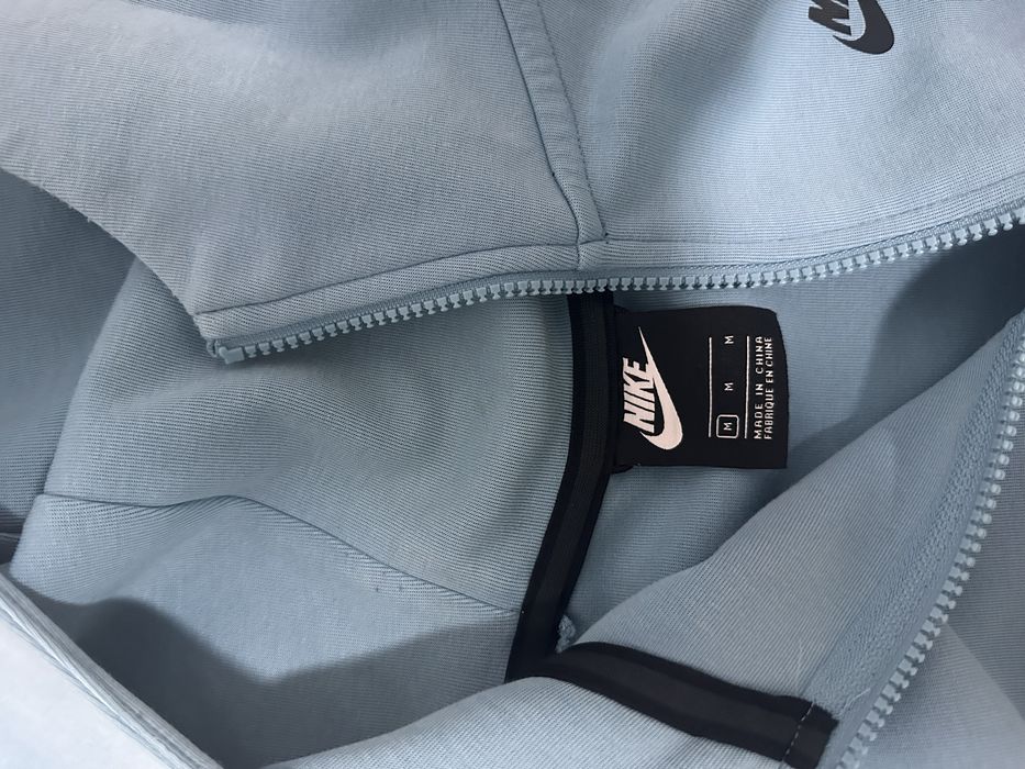 Trening nike cu defecte