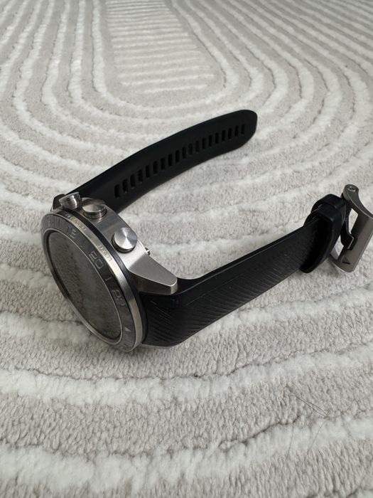 Мультиспортивные часы Garmin Marq Aviator