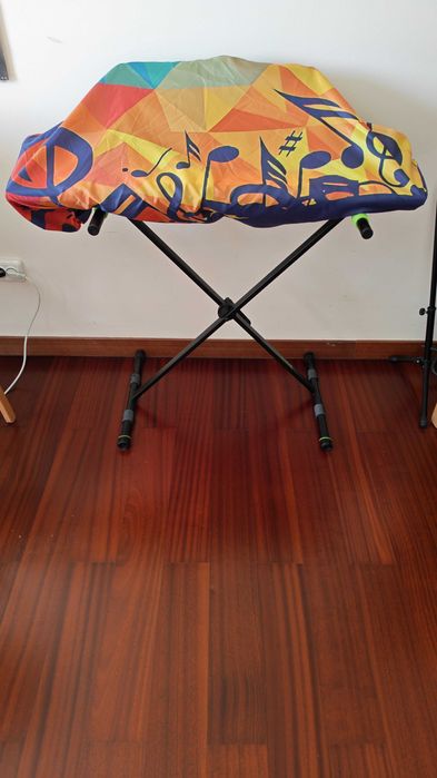Yamaha Piaggero NP-12 + STATIV ca nou