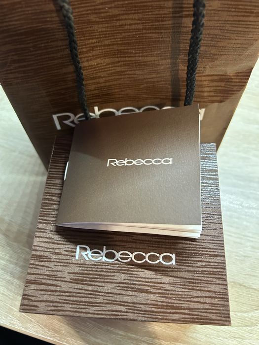 Гривна Rebecca с камъни нова