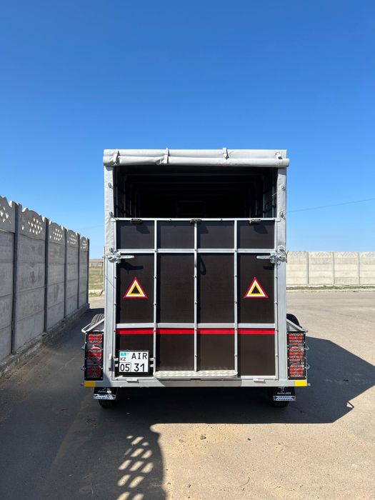 Продам коневозку